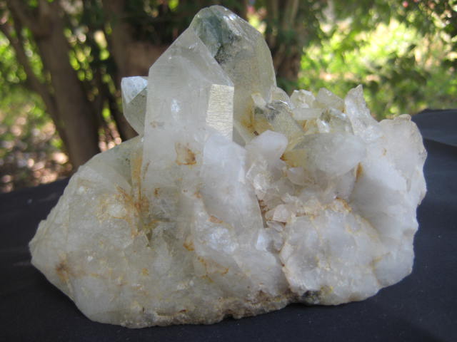 Quartz with Chlorite helps release excesses tension 2544
